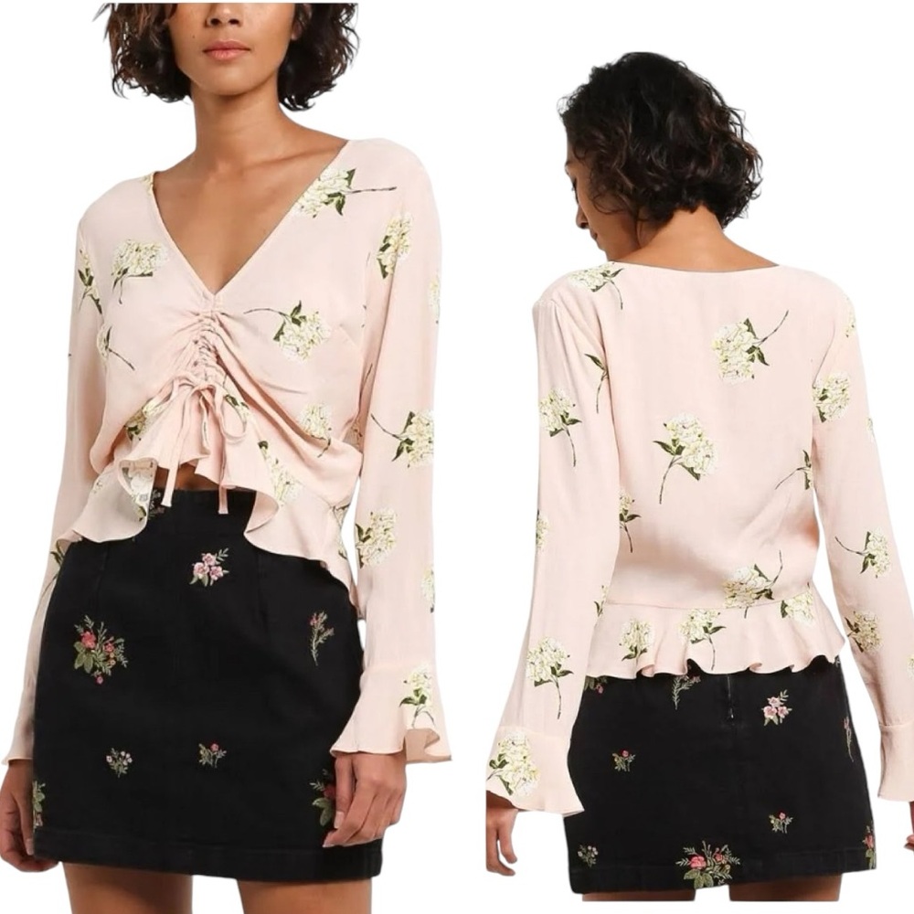 TOPSHOP - Cropped Long Flutter Sleeve Floral Blouse w/ Cinched Front Size 10